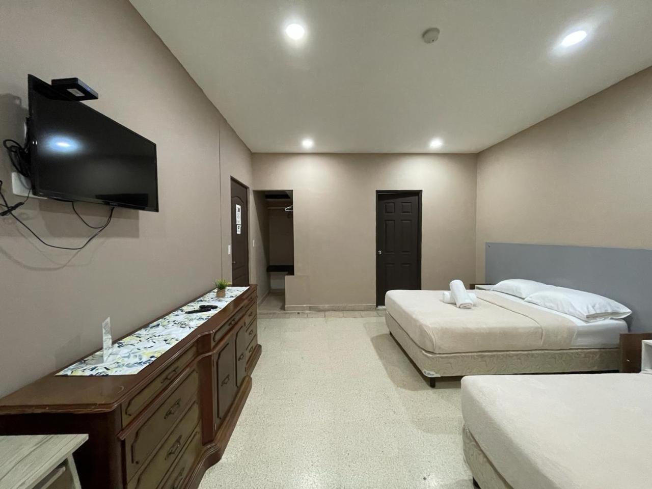 Hostal El Prado Панама Экстерьер фото